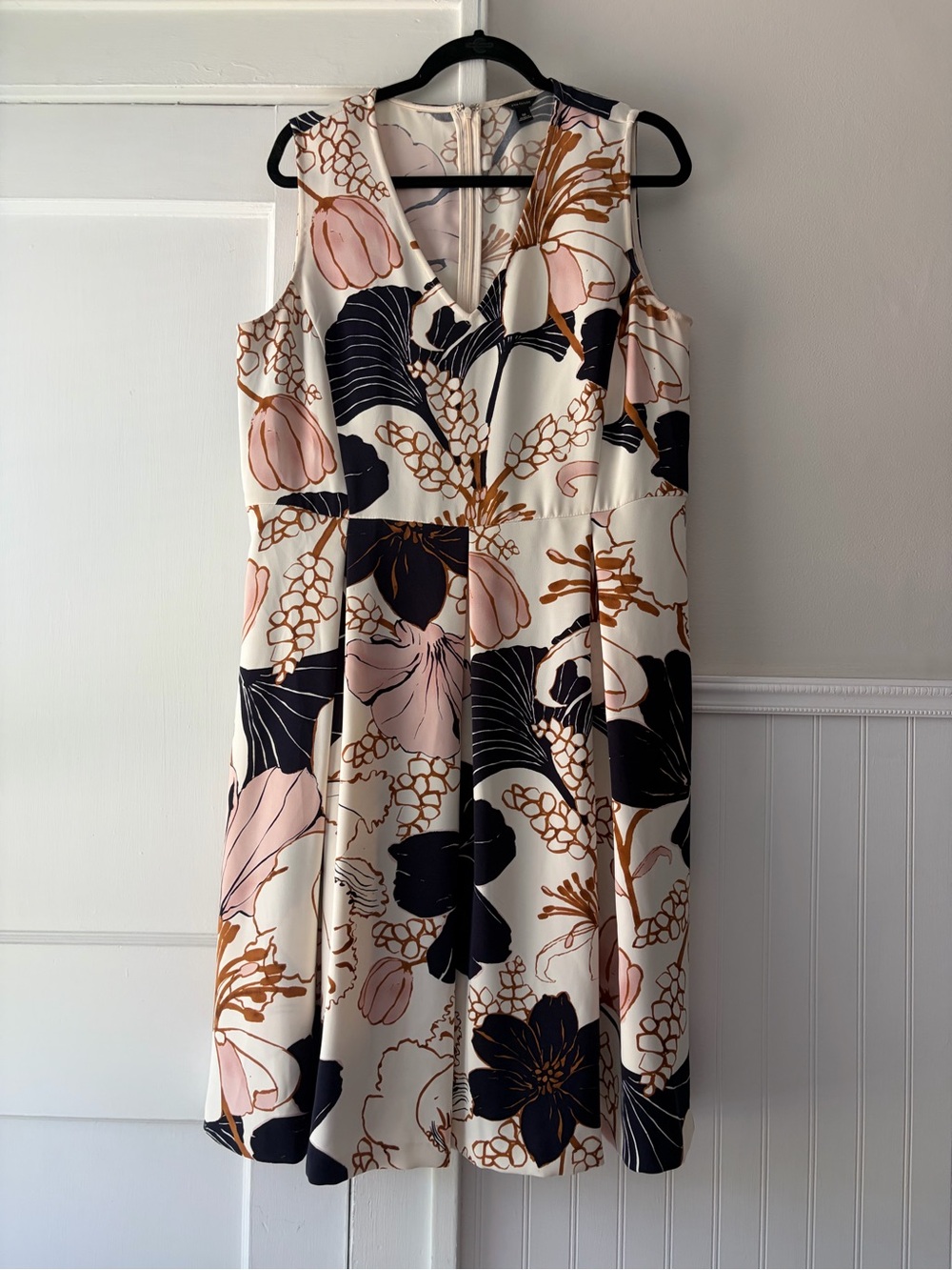 Floral A-Line Sleeveless Dress in Cream and Blush